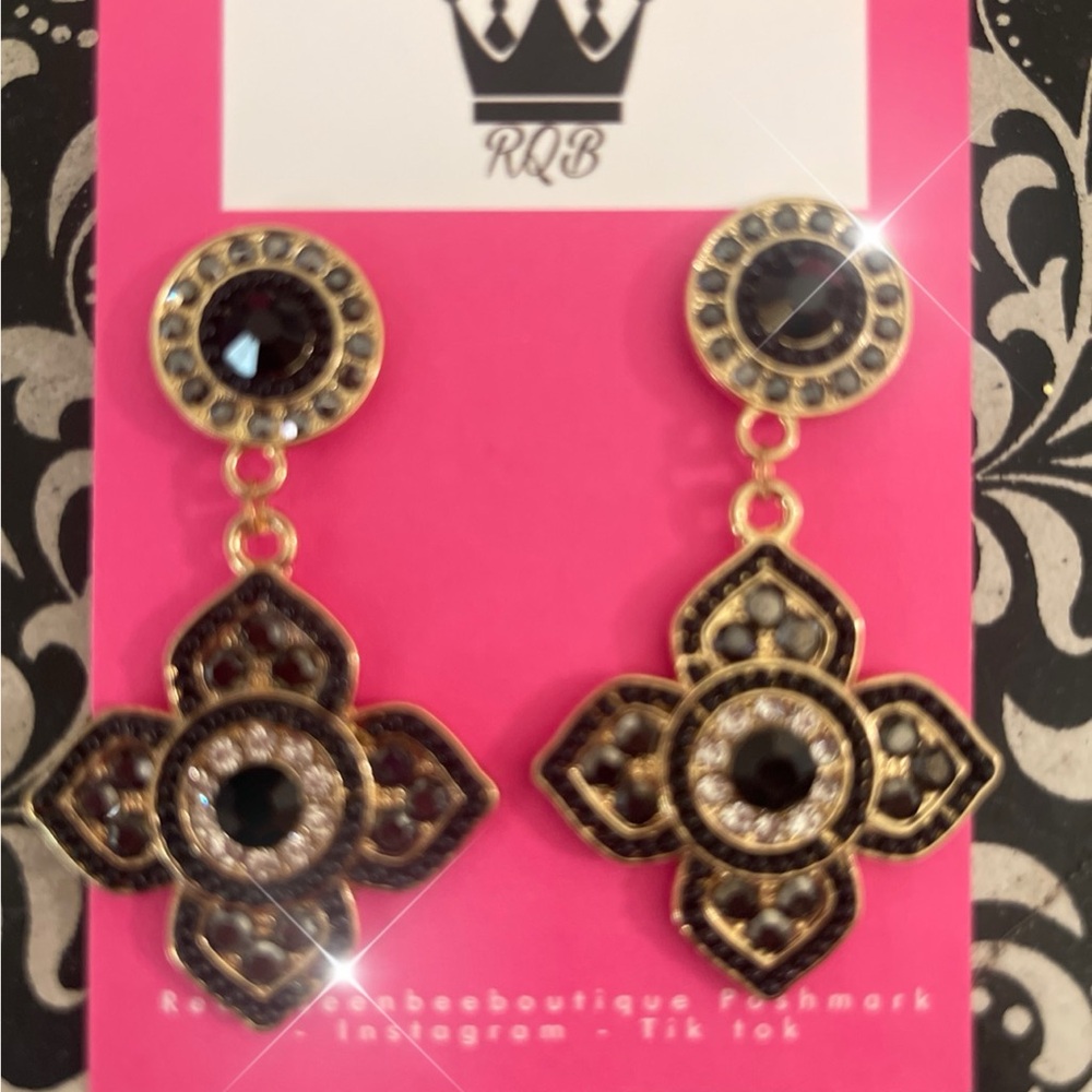 Ornate Black and Gold Quatrefoil Earrings